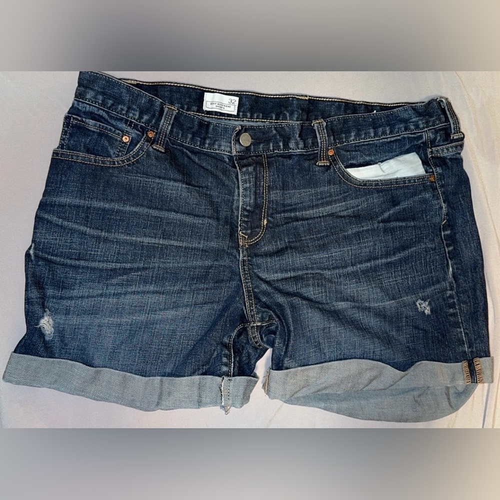 GAP Sexy Boyfriend Jean Shorts